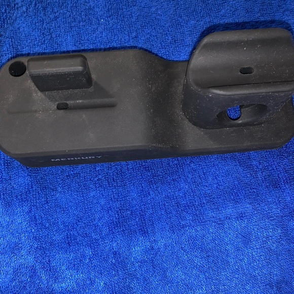 charging station - Picture 1 of 2